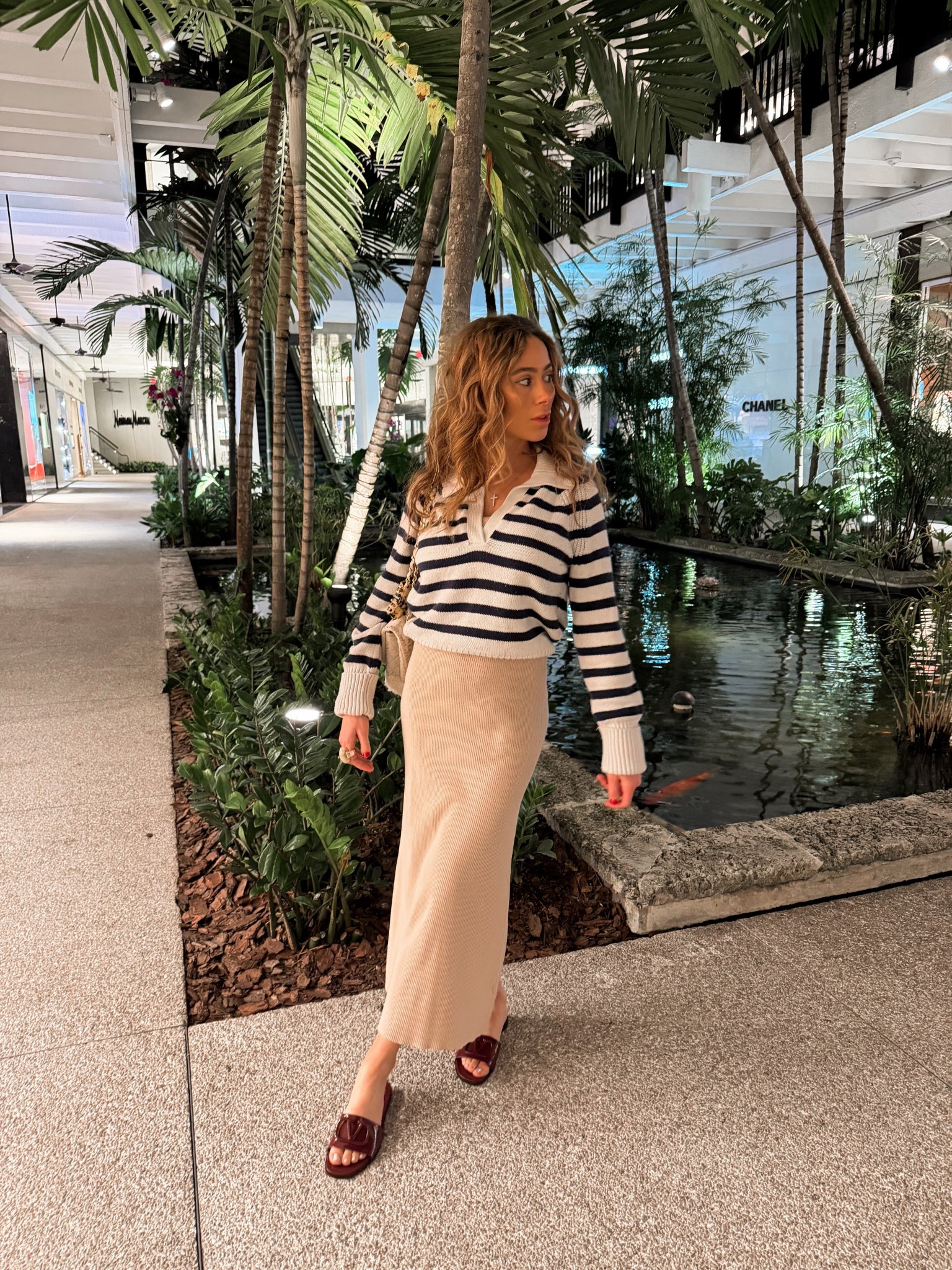 Miami. Outfit of the night. Date night. Bal Harbour. Winter in Miami. Valentino Sandals. Abercrombie striped sweater  