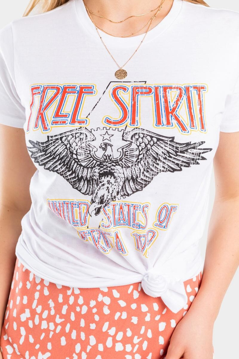 Free Spirit Tee in White | Francesca’s Collections