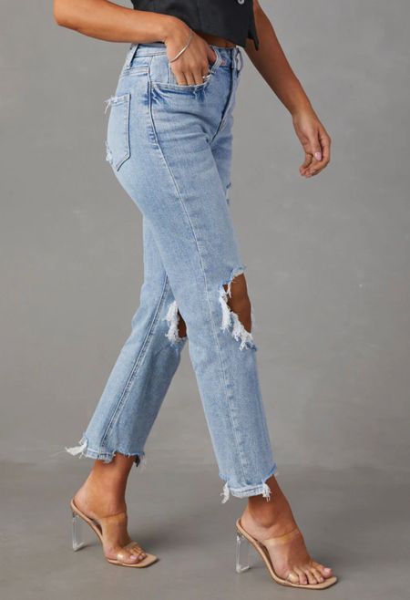 Cropped jeans with distressed hem and knees!  Vici collection

#LTKstyletip #LTKunder100 #LTKFind