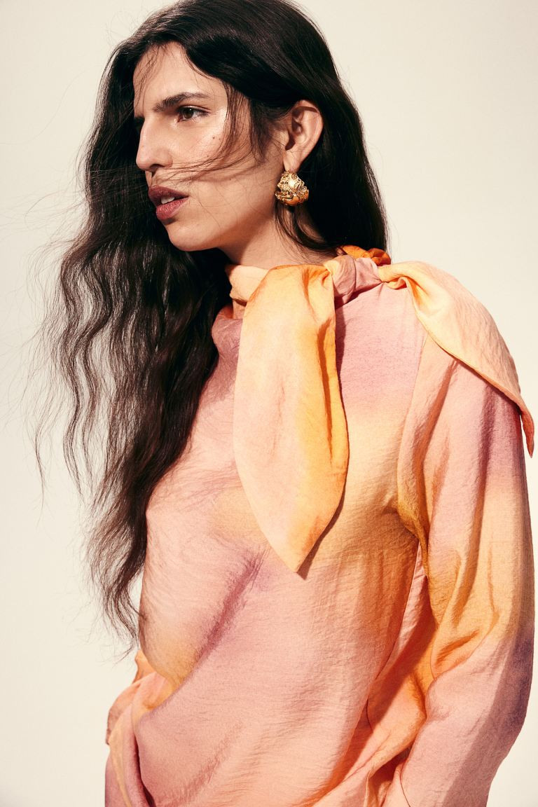 Blouse with Scarf Collar | H&M (US + CA)