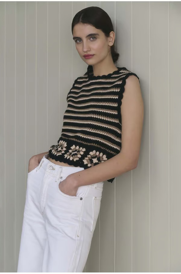 hazel top in milos crochet | Trilogy Stores