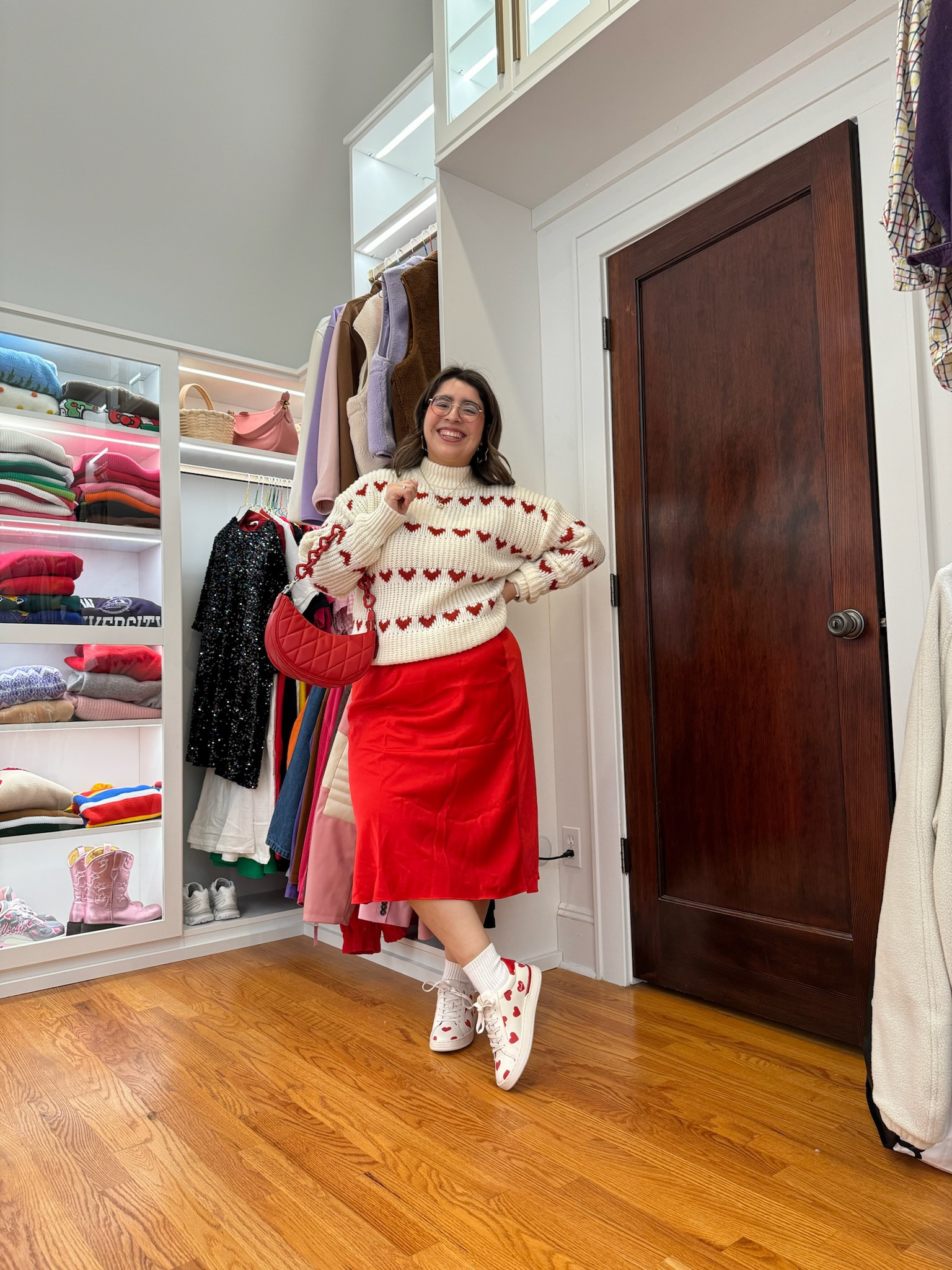 Midsize Valentine’s Day outfit 🥰😍 My sweater and skirt are Amazon and accessories are Coach! Sharing some affordable alternatives as well ❤️

Valentine’s Day sweater - amazon fashion - heart detail - red outfit - galentines day outfit - coach purse - Valentine’s Day accessories 

#LTKmidsize #LTKSeasonal #LTKparties