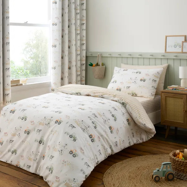 Farmyard Friends 100% Cotton Quilt Cover & Pillowcase Set | Dunelm