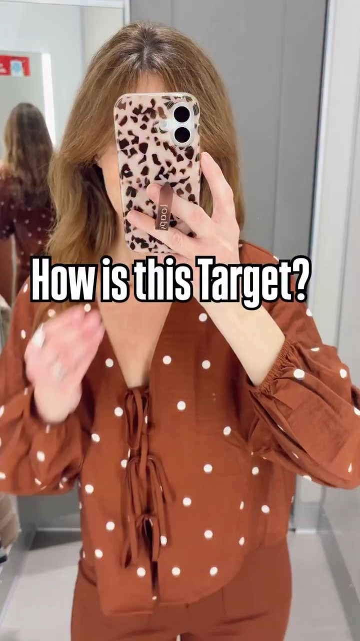 New!!! The cutest polka dot tie front blouse from Target!
Quality is 👌

Wear it with jeans and heels for a night out👡 or trousers for work! 📁

Isn’t it so cute??!

Follow @lilliesandlashes and Comment SHOP for a link!
(Must be following in order to receive the link due to IG settings)

#targetfinds #targetstyle #polkadot #workwearstyle #styleafter40
