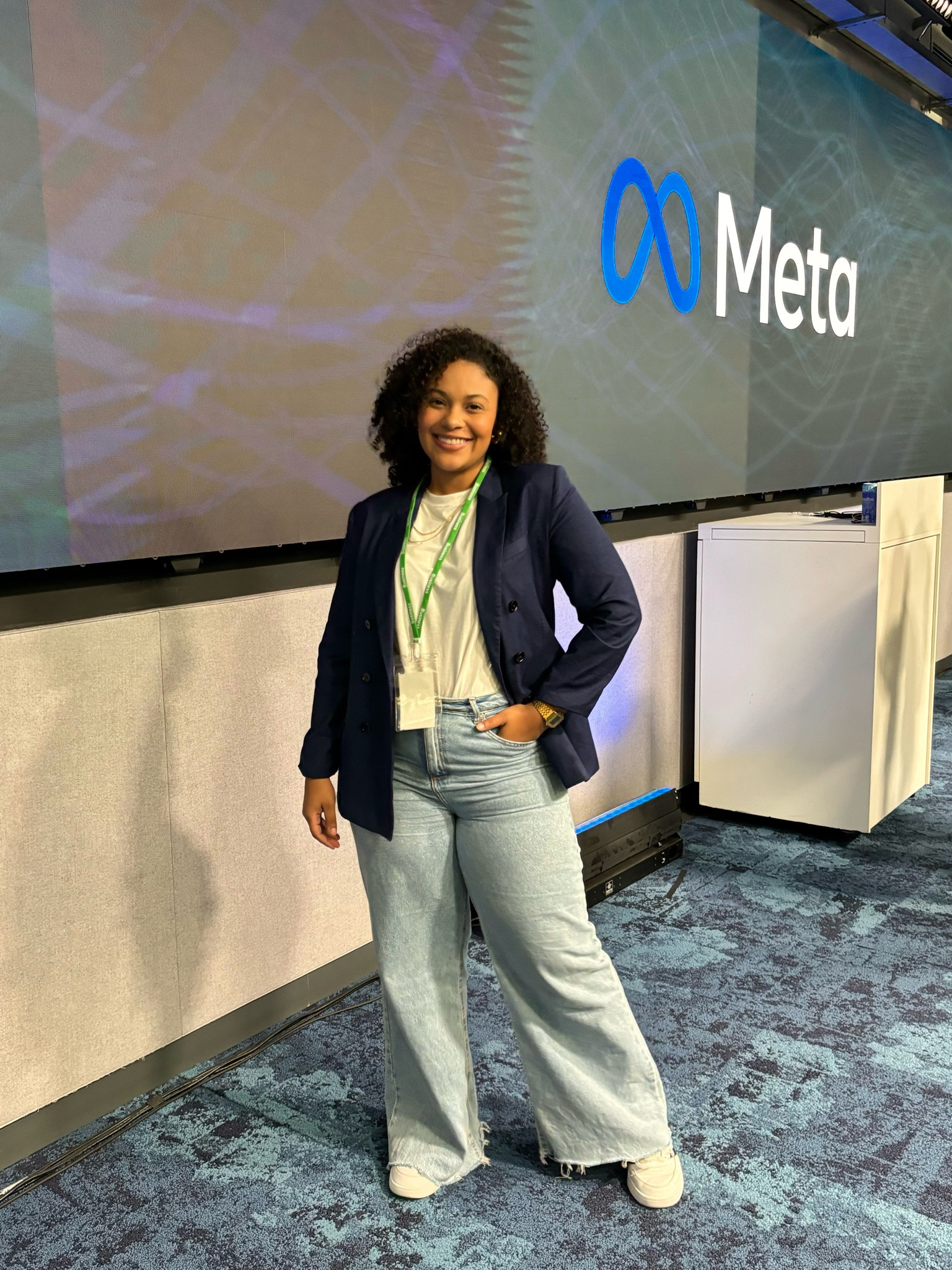 Look de uma visita especial ao escritório do Meta 💙

#LTKmidsize #LTKbeauty #LTKbrasil