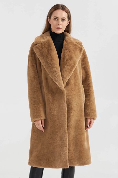 Love this under $100 teddy coat very similar to mine! 

Mine is a couple years old and sold out but I love this brown color — looks so comfy and warm. 🧸🙌🏼 

Could be dressed up for a night out or worn casually for weekending!  

#LTKfindsunder100 #LTKSeasonal #LTKstyletip