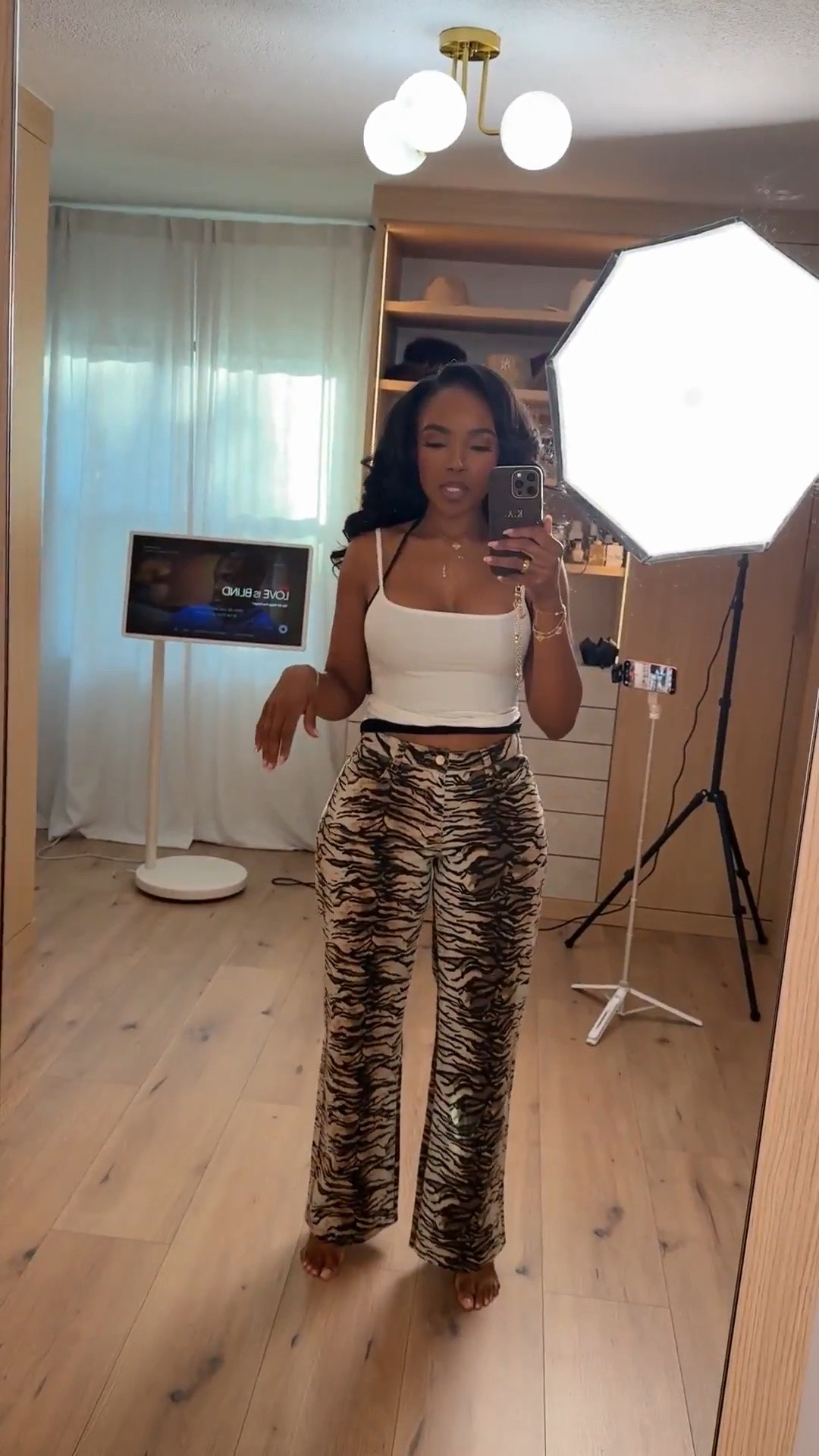 Statement pants season 🐅🤎

These tiger print pants are the easiest way to make a simple outfit feel instantly styled. I love them with a fitted basic so the print gets to be the moment — perfect for brunch, dinner, girls’ night or a fun date night look.

Wearing a size Small | 5’4” | 140 lbs | 34D - 27 - 40

Download the FREE LTK app & follow me (@kirasfashionfinds) to shop the look.