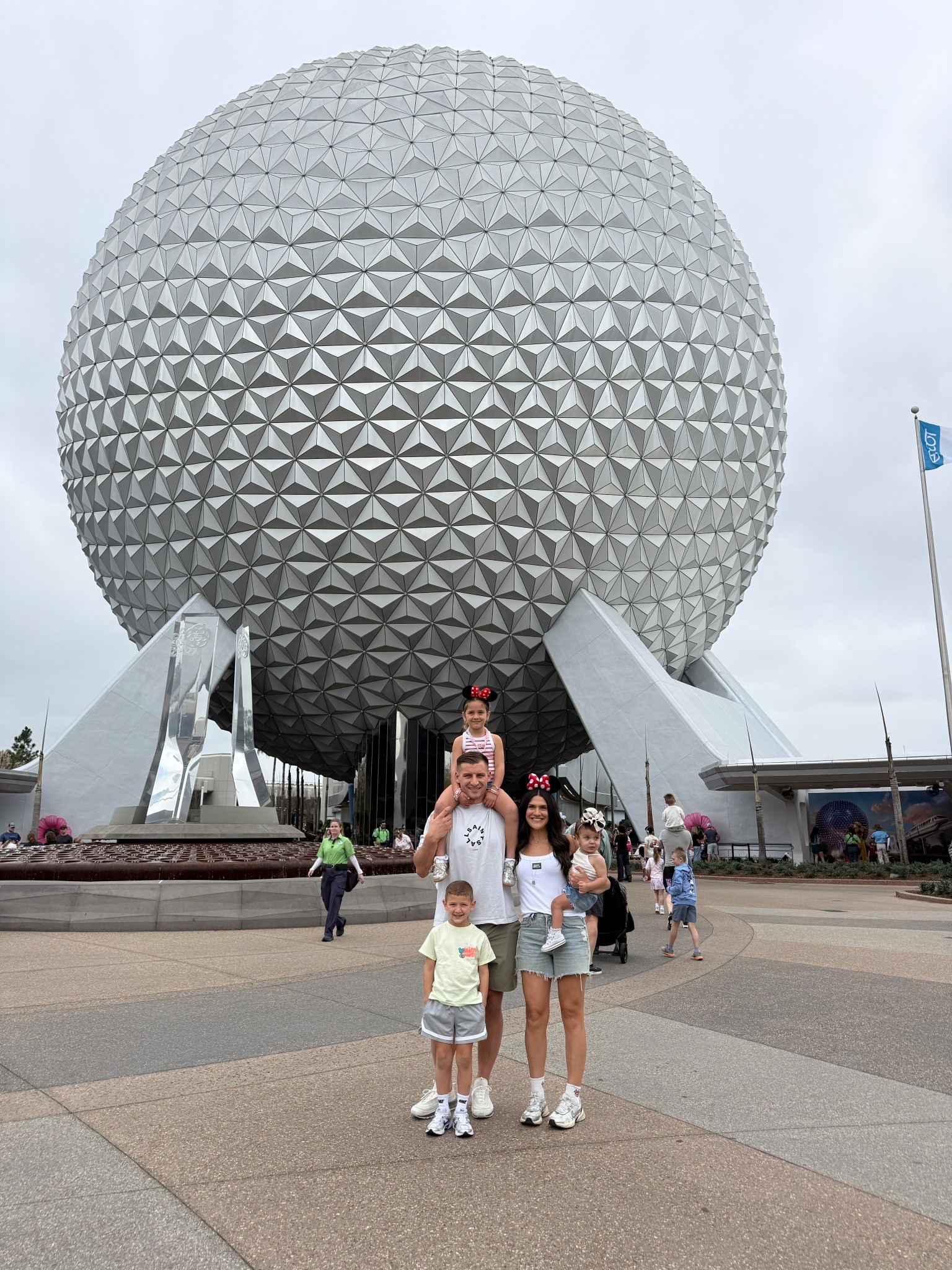 Family outfits for EPCOT! One of our fav park days as a fam #disney #disneyoutfits

#LTKKids #LTKTravel #LTKmomlife