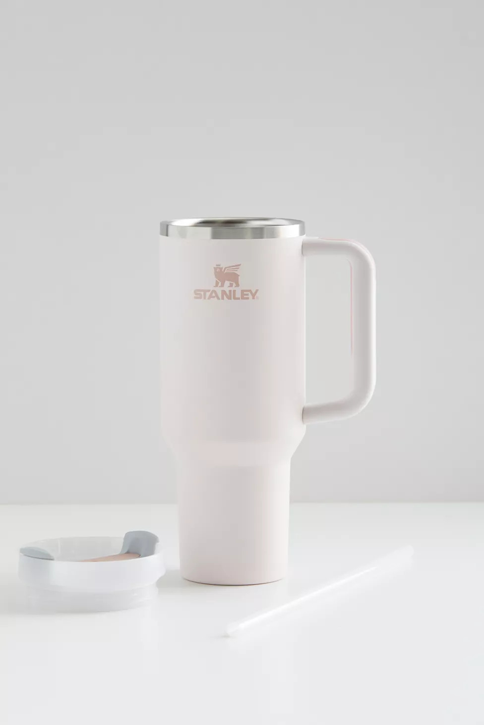 Stanley Quencher 2.0 FlowState 40 oz Tumbler | Urban Outfitters (US and RoW)