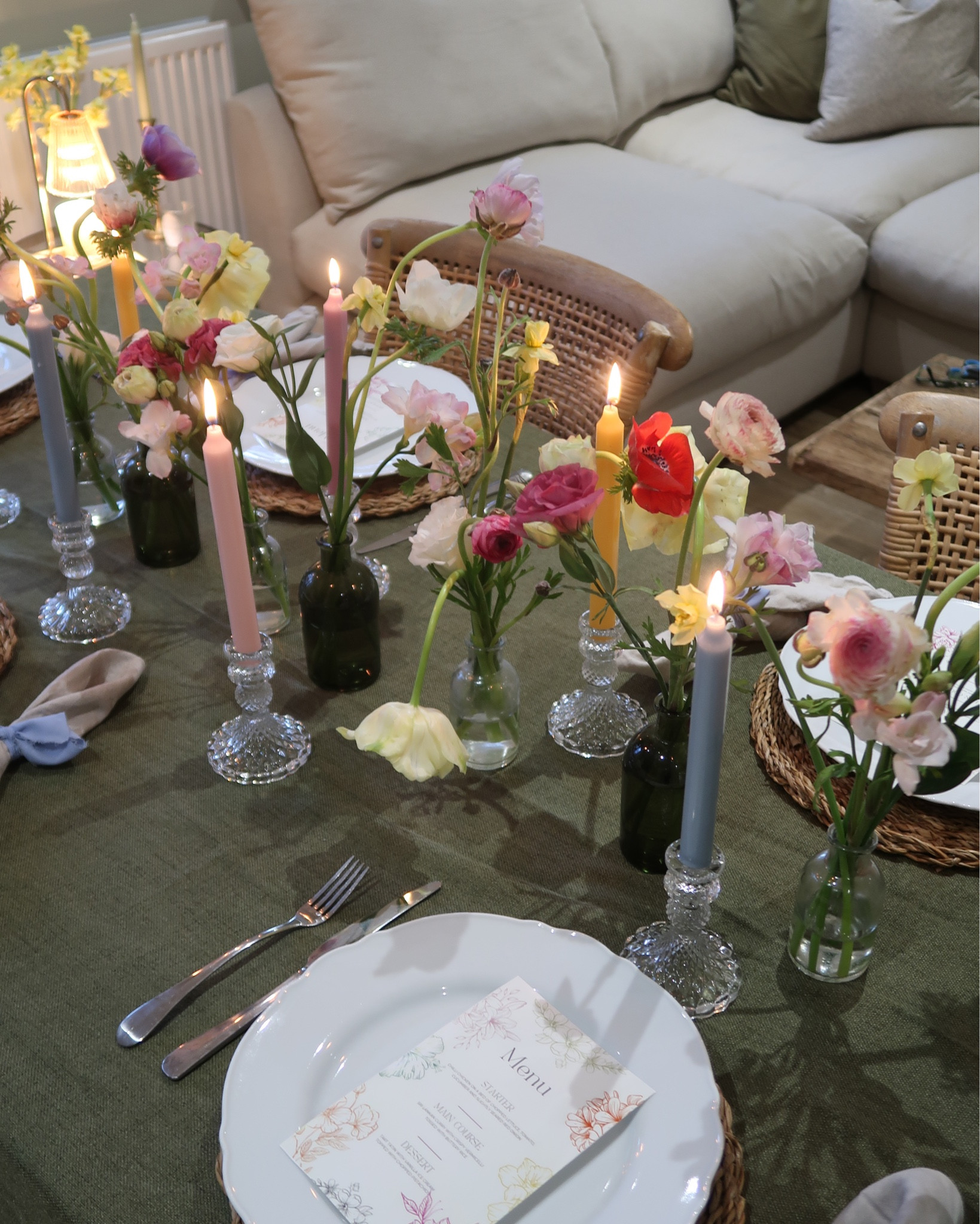 Spring Tablescape. 🌸🍽️ 

#LTKparties #LTKeurope #LTKhome