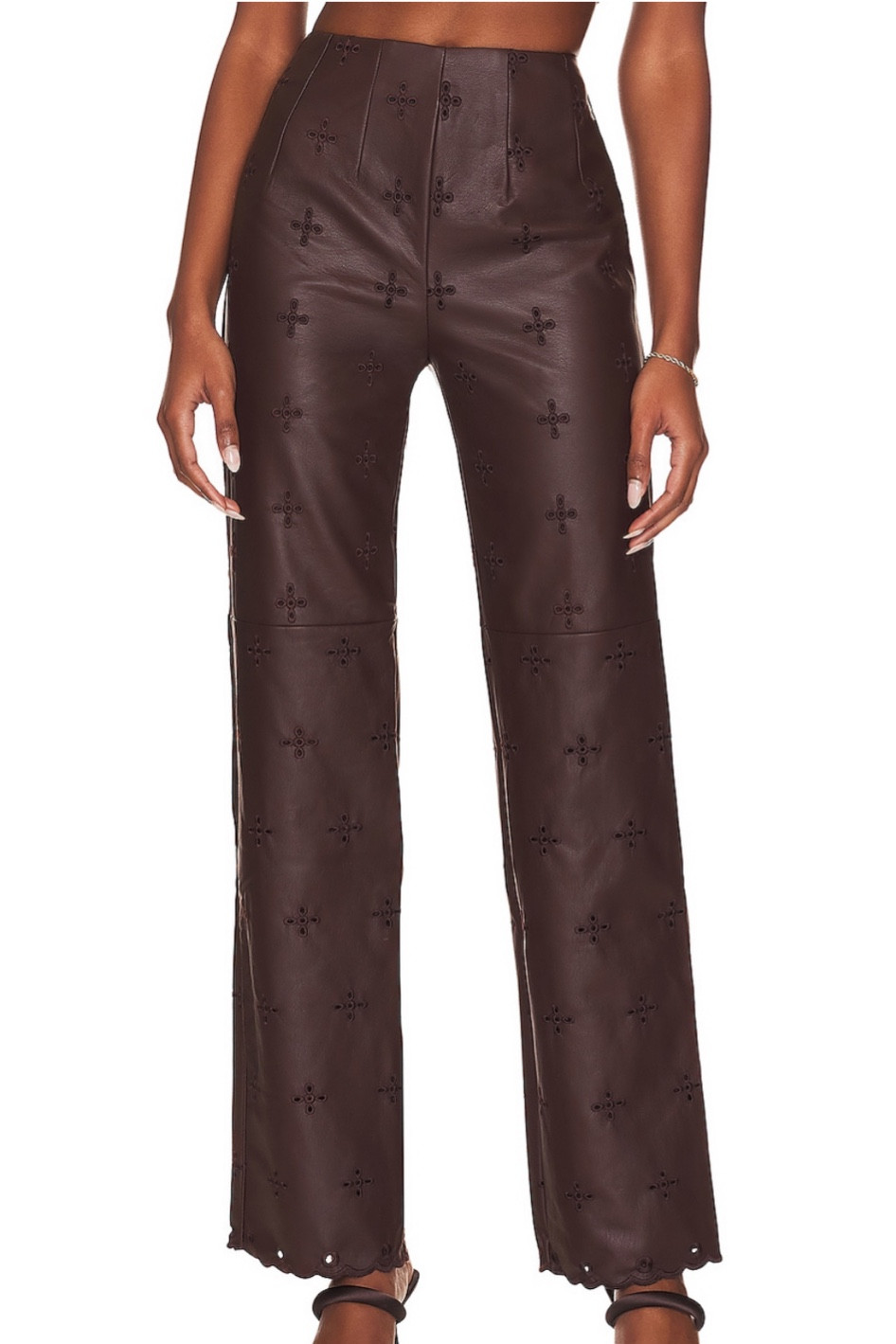 THESE PANTS🤎🤎

#LTKSeasonal