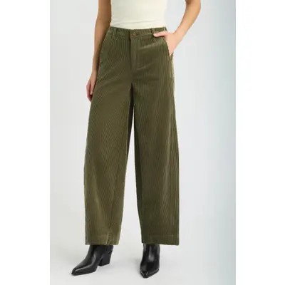 Wit & Wisdom Skyrise Barrel Leg Corduroy Pants in Forest Moss at Nordstrom, Size 12 | Nordstrom