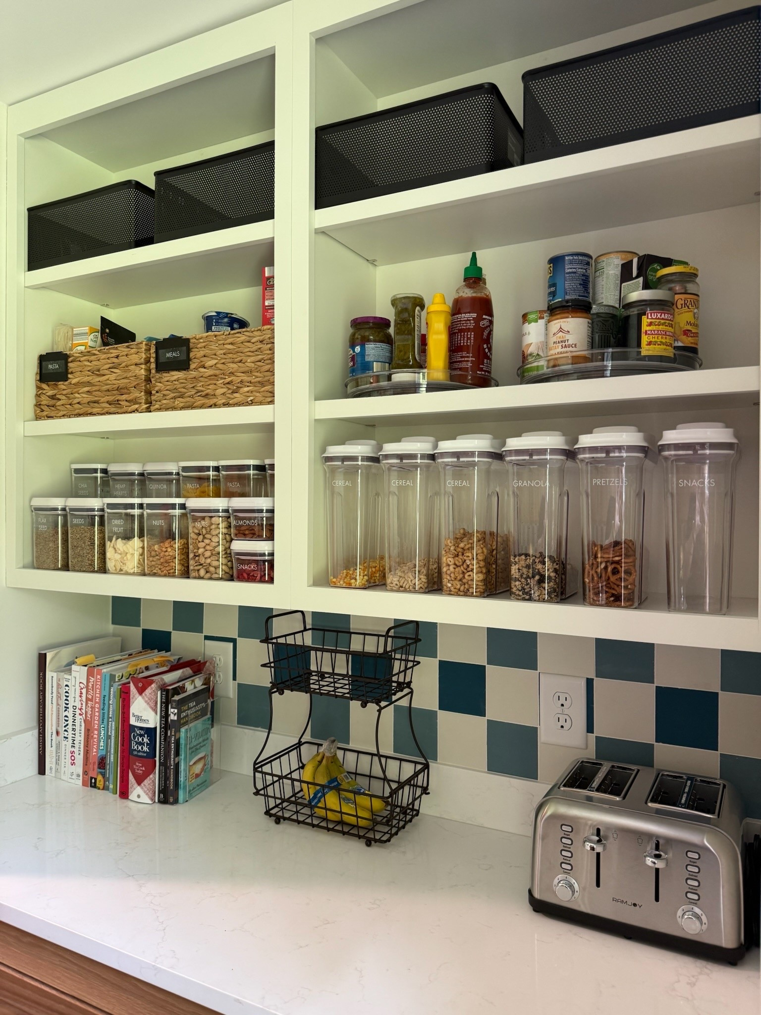 Making the pantry work for the whole family.🤍

Because when everyone knows where things belong, the pantry becomes more than a pretty space - it becomes a system everyone can actually use.

Kid-friendly snack zones.
Everyday essentials within easy reach.
Ingredients grouped by how your family uses them. A home for everything, so putting things away is easier, too.

✨ Comment INSPO to see more of our pantry systems in action! SHOP for links!