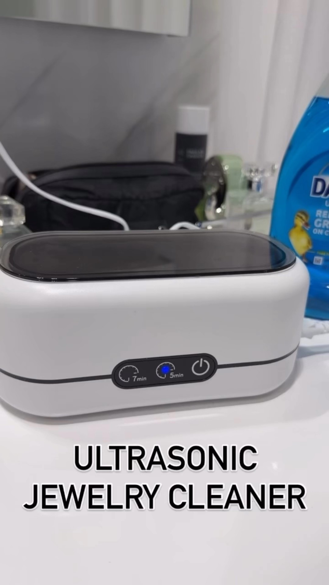 If only I would have taken a picture of my ring before I cleaned it. Just, WOW 🤩 7 mins and it’s spotless 💍✨ with the ultrasonic jewelry cleaner.