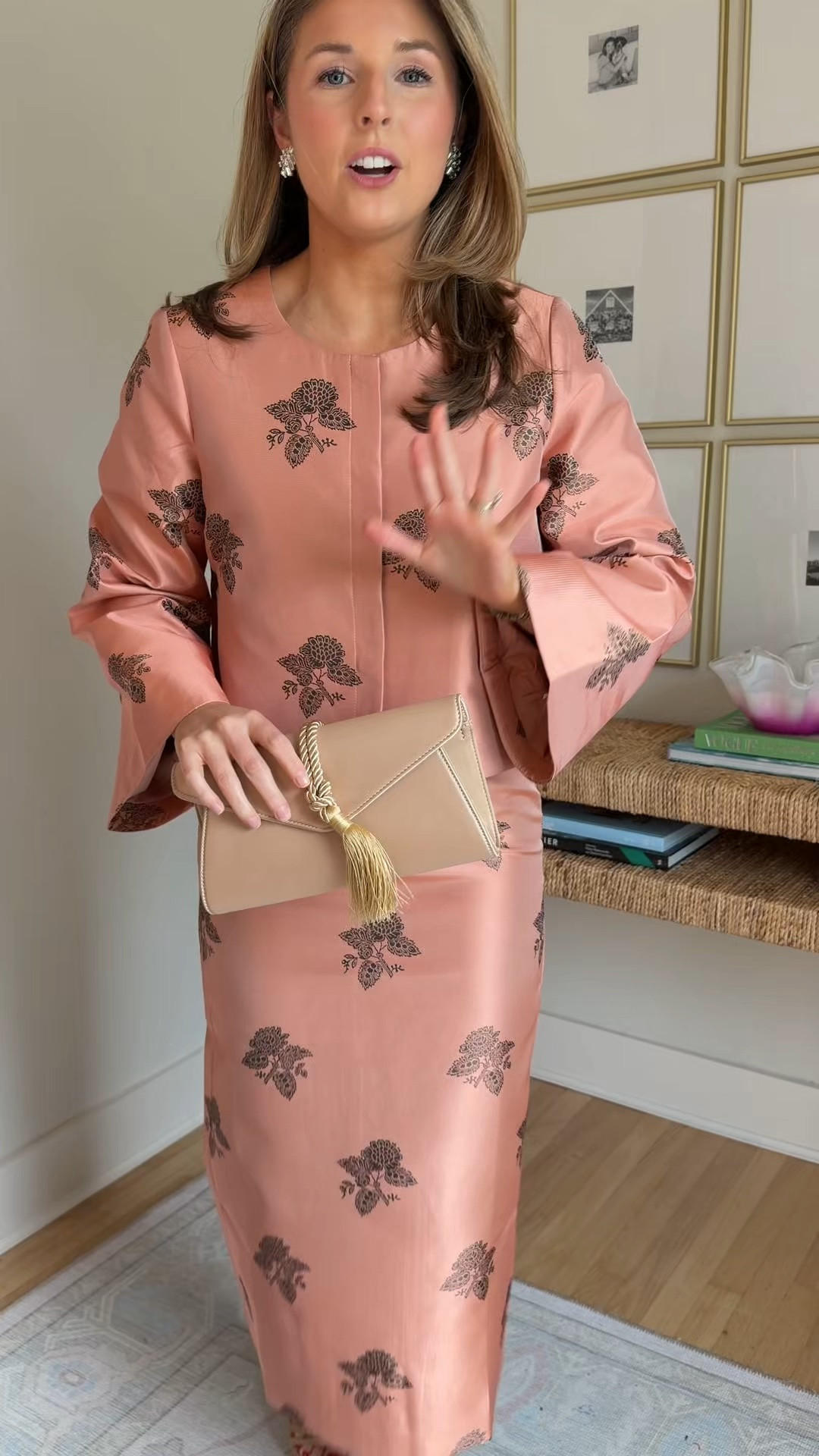 Fall wedding guest look from Tuckernuck! Wearing a S in top and 2 in skirt. @Tuckernuck #tuckernuckpartner