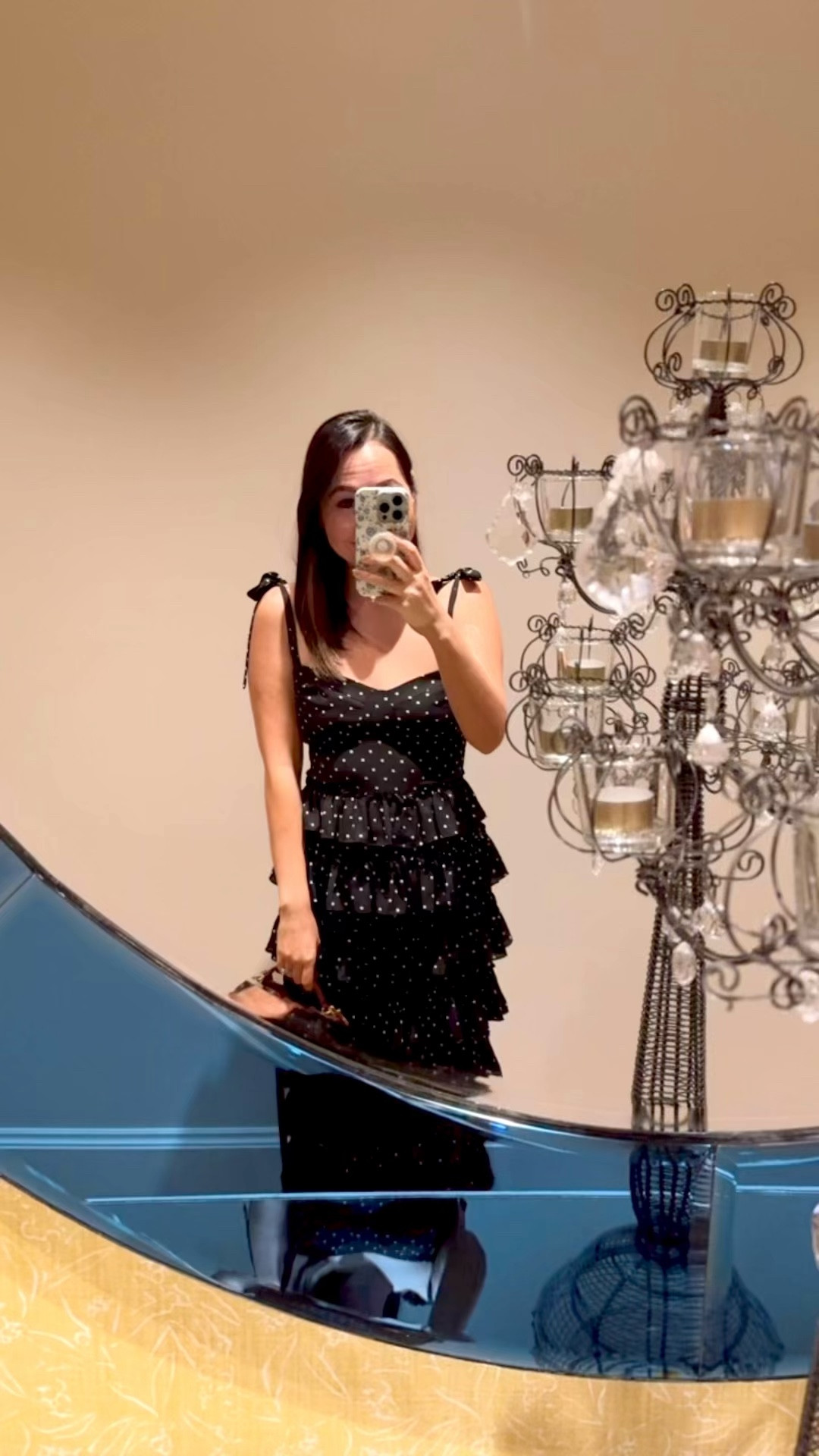 My favourite (and most flattering!) polka dot dress to celebrate 12 years with hubby! ❤️