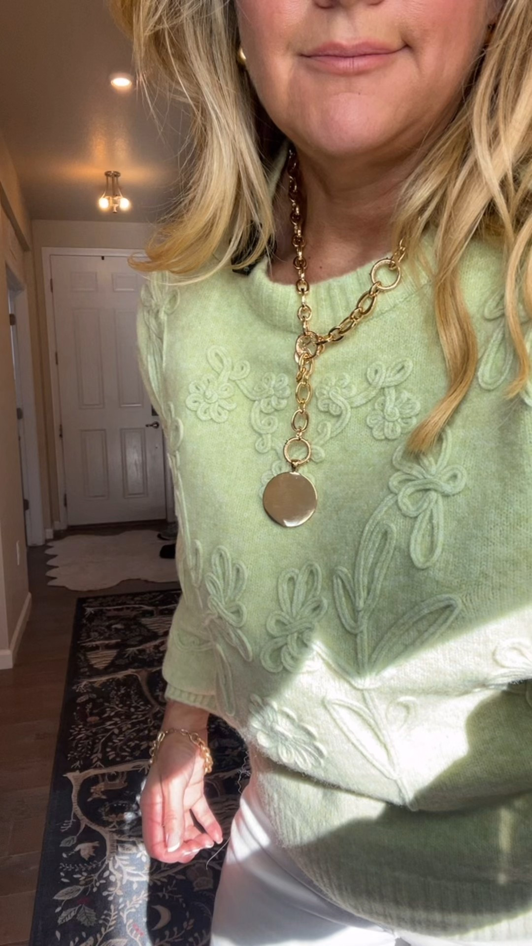 ✨Tap the bell, save and ❤️ for over 40 fashion, midlife style, midsize fashion and luxury looks for less. 

I stopped trying to make my body fit the clothes.
And started choosing clothes that honor the body I have now.

Midlife bodies have been through a lot — and we deserve softness, movement, and confidence.
Quiet luxury. Real comfort. Without the luxury price tag.

If you’re rebuilding your style in this season too 🤍

👑"Helping you look good, feel good!" - Lindsey Denver

@Nordstromrack #nordstromrackpartner #rackscore 

⬇️Sizing information:
Large cardigan (size up if in between sizes.)
Jeans 12 tts#LTKFindsUnder50

Follow my LTK @Over40andmidlife on the @shop.LTK app to view this post and get my exclusive app-only content!

#liketkit #LTKOver40 #LTKMidsize
@shop.ltk
https://liketk.it/5MmBQ