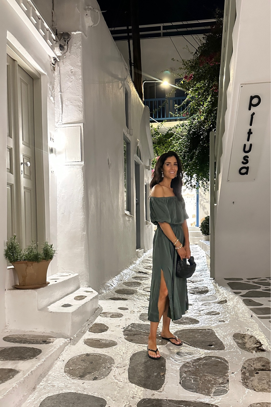 Amazon set✨ I'm just shy of 5-7" wearing the size small, available in multiple color options #StylinbyAylin #Aylin

#LTKSeasonal #LTKStyleTip #LTKTravel