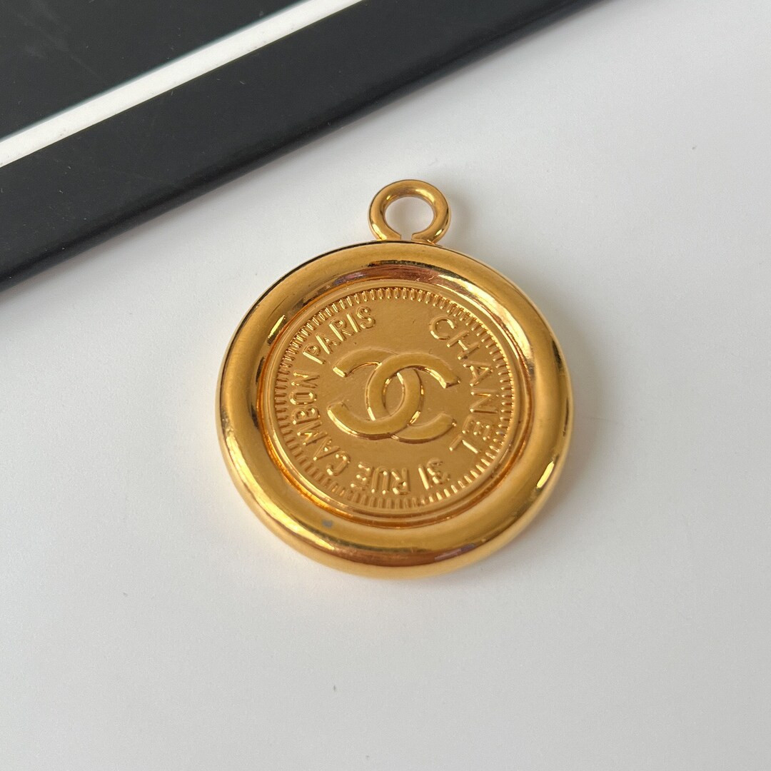 CHANEL Vintage Logo 31 RUE CAMBON Medallion Coin Pendant | Etsy (US)