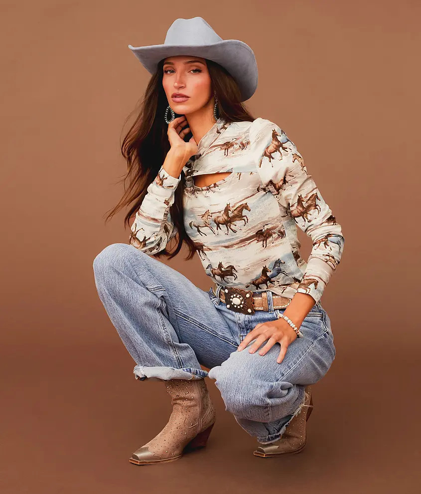 Sterling & Stitch | Buckle