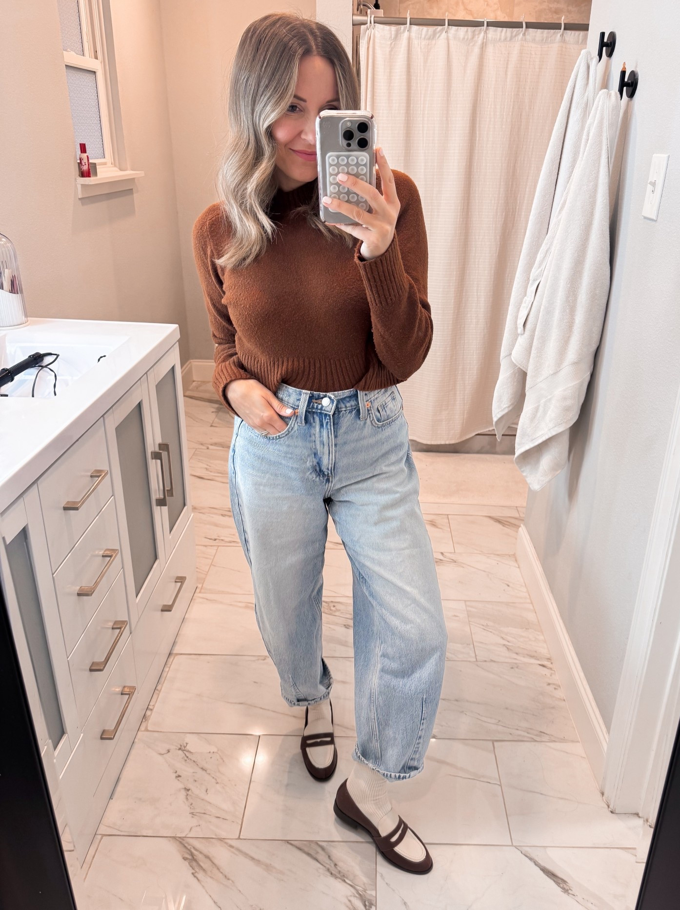 Jeans - 2
Top - linked similar 

#LTKOver40 #LTKdayinmylife #LTKootd