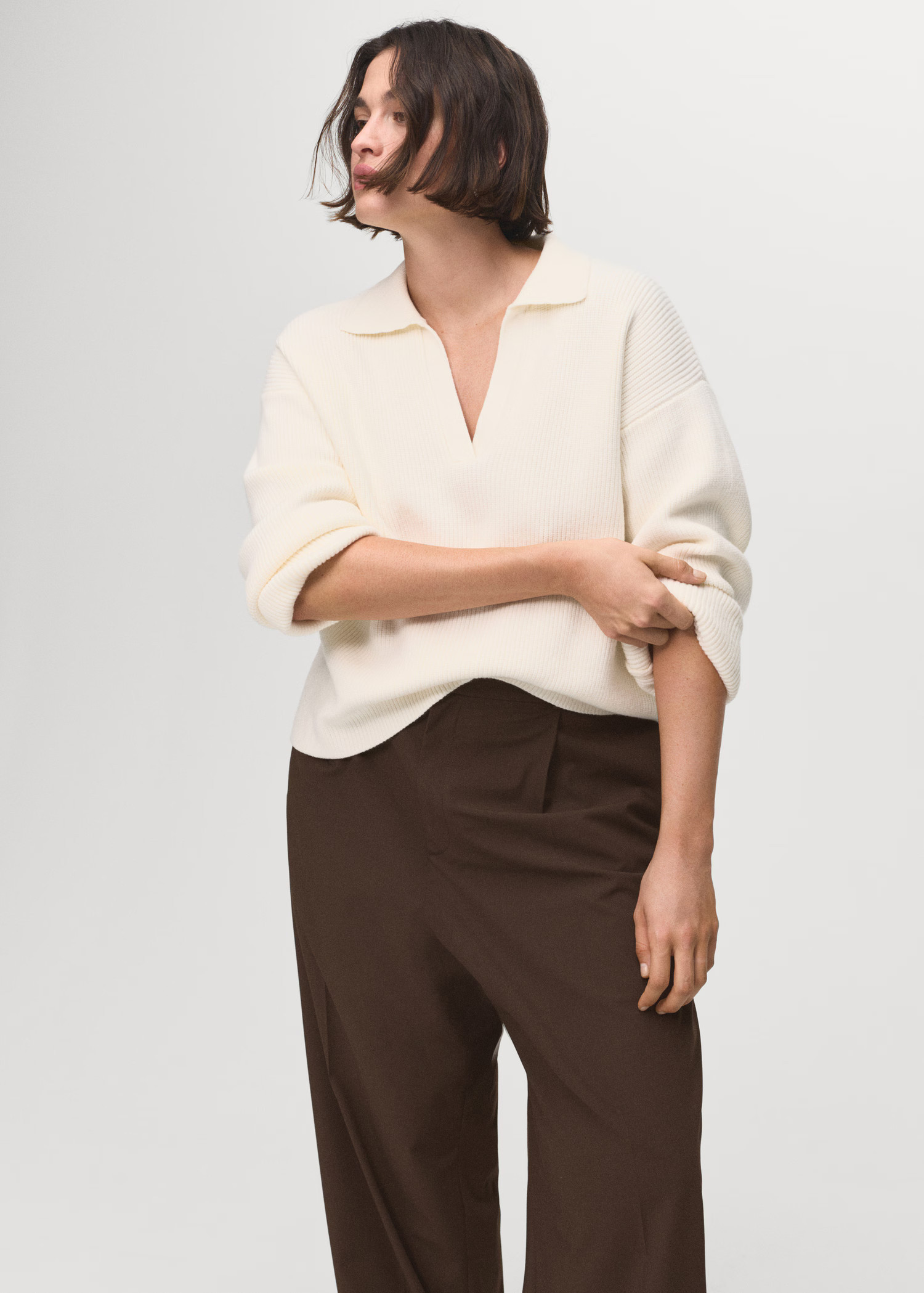 Low-rise wide-leg trousersCurrent price [£ 49.99]£ 49.99 | MANGO (UK)