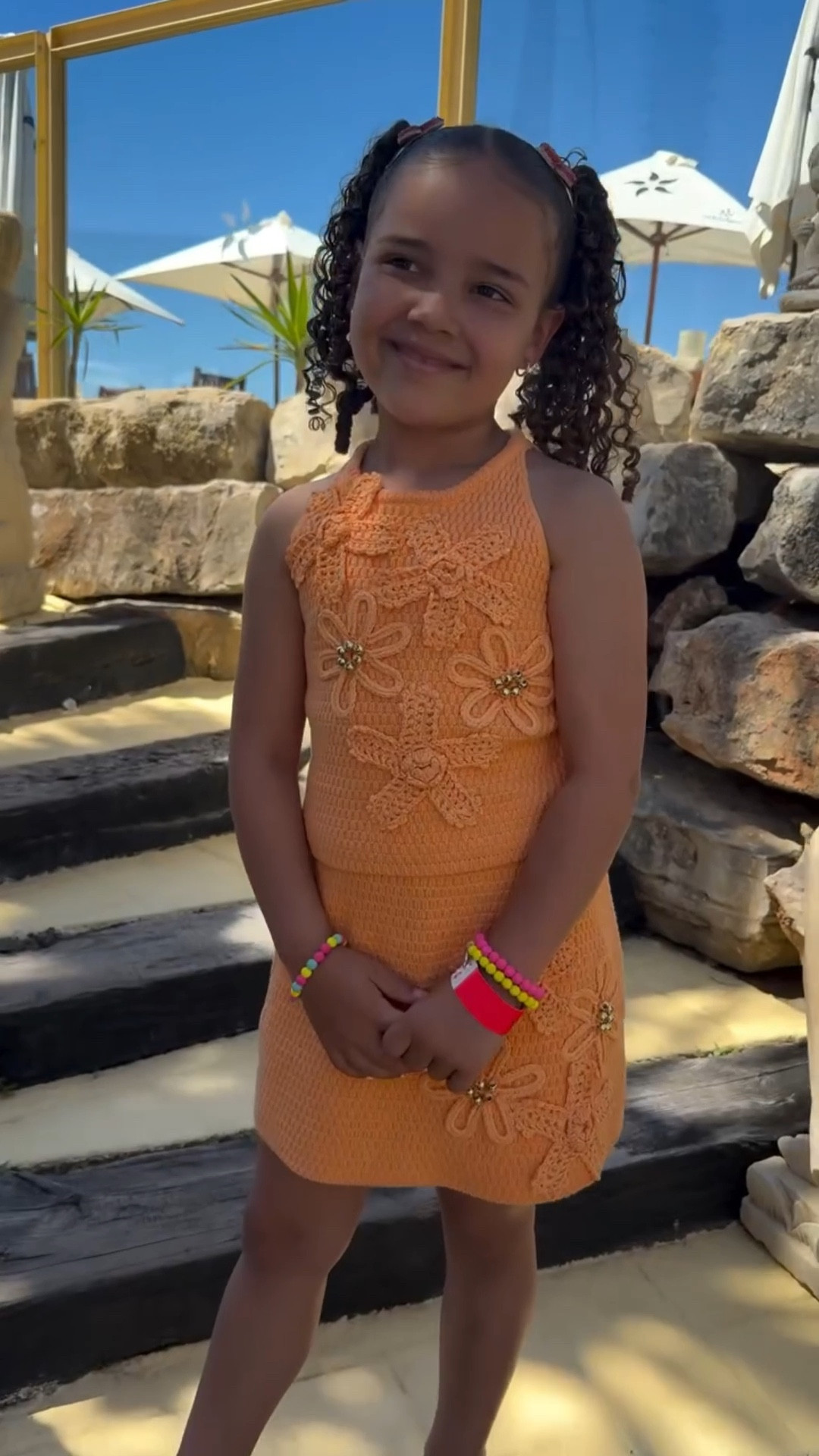 The cutest little set! 🍊🍋🧡☀️ ✨ @riverislandkids 

#iamwearingri #riverislandkids #holiday #crochetset