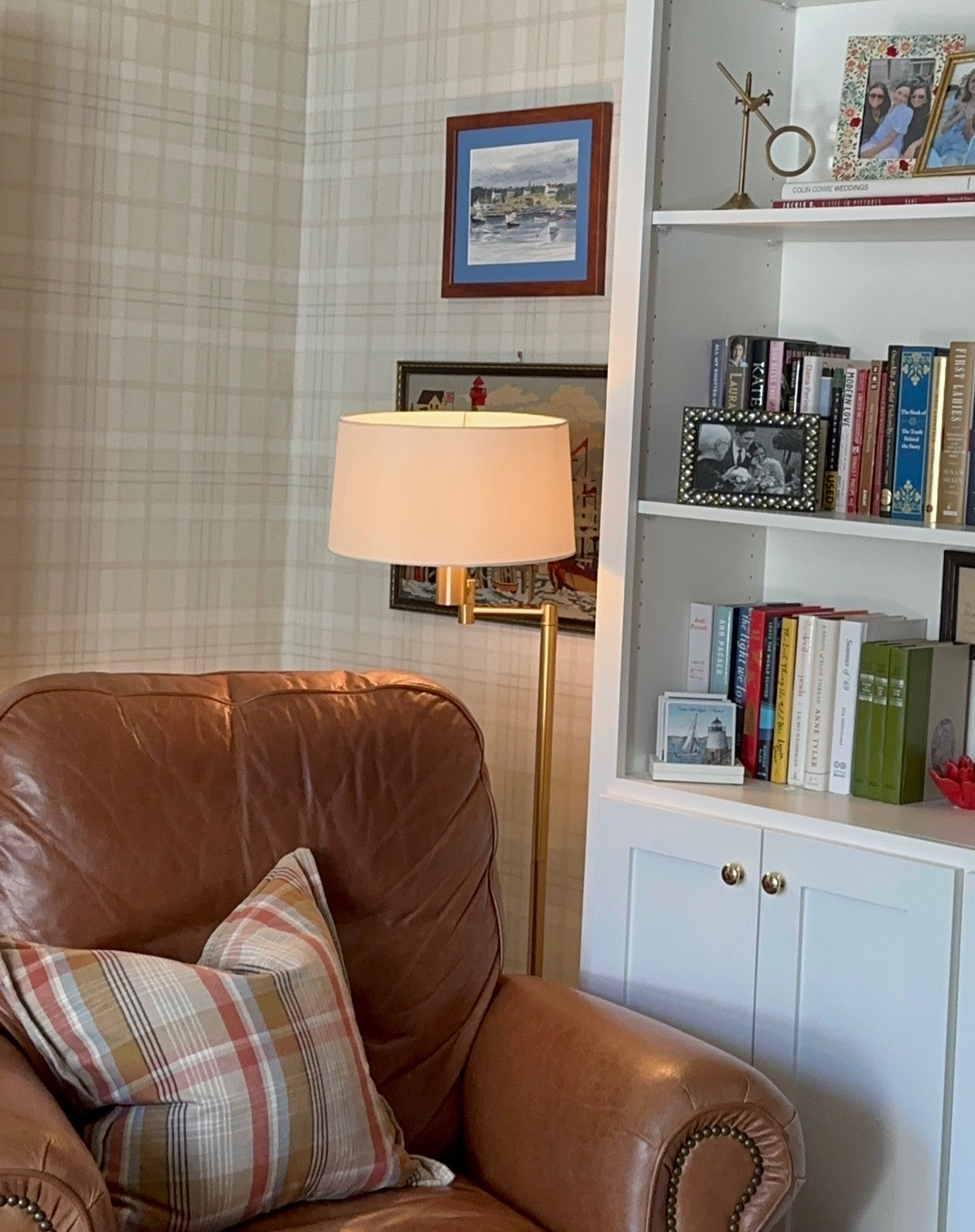 Perfect library corner 📚 I’ve linked similar items to everything I could!

#LTKHome