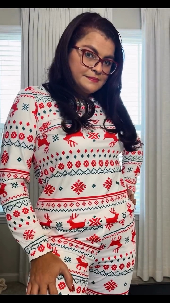 Christmas Pajamas 💕

@ekouaerofficial 

✨Search Ekouaer on Amazon✨

Comment link and check your DM 💌

#EkouaerHoliday #EkouaerCozySeason #CelebrateComfort

#LTKGiftGuide #LTKHoliday #LTKmomlife