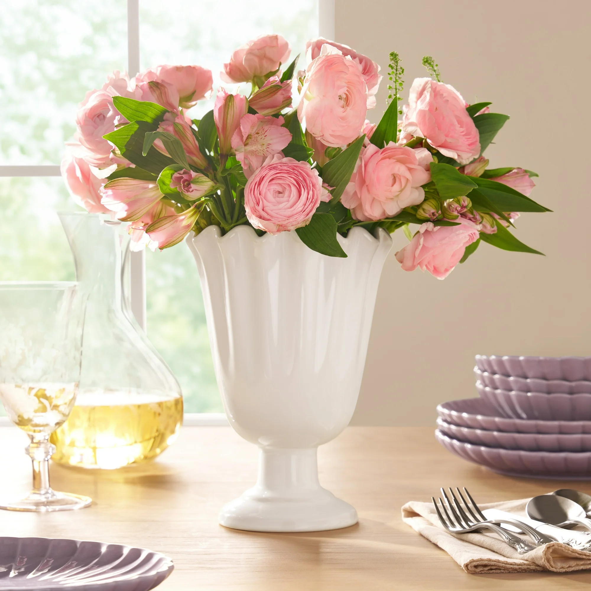 The Pioneer Woman Stoneware Scalloped Vase, Cream, 9" | Walmart (US)