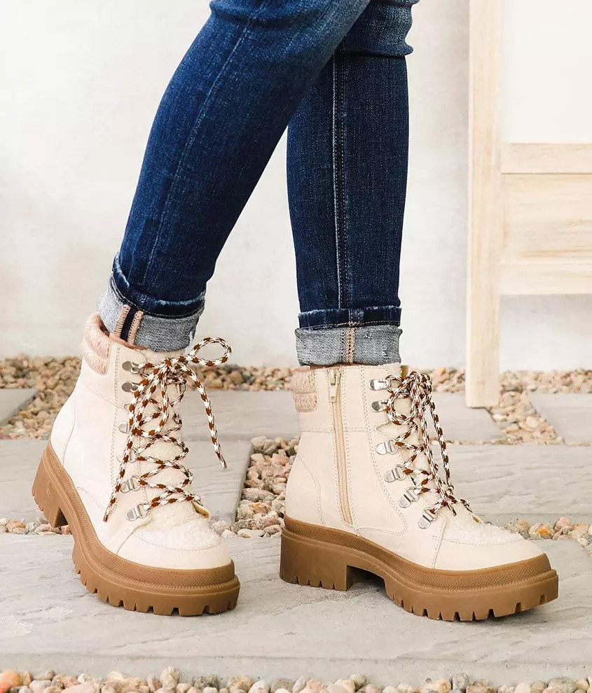 Panko Lug Hiker Boot | Buckle