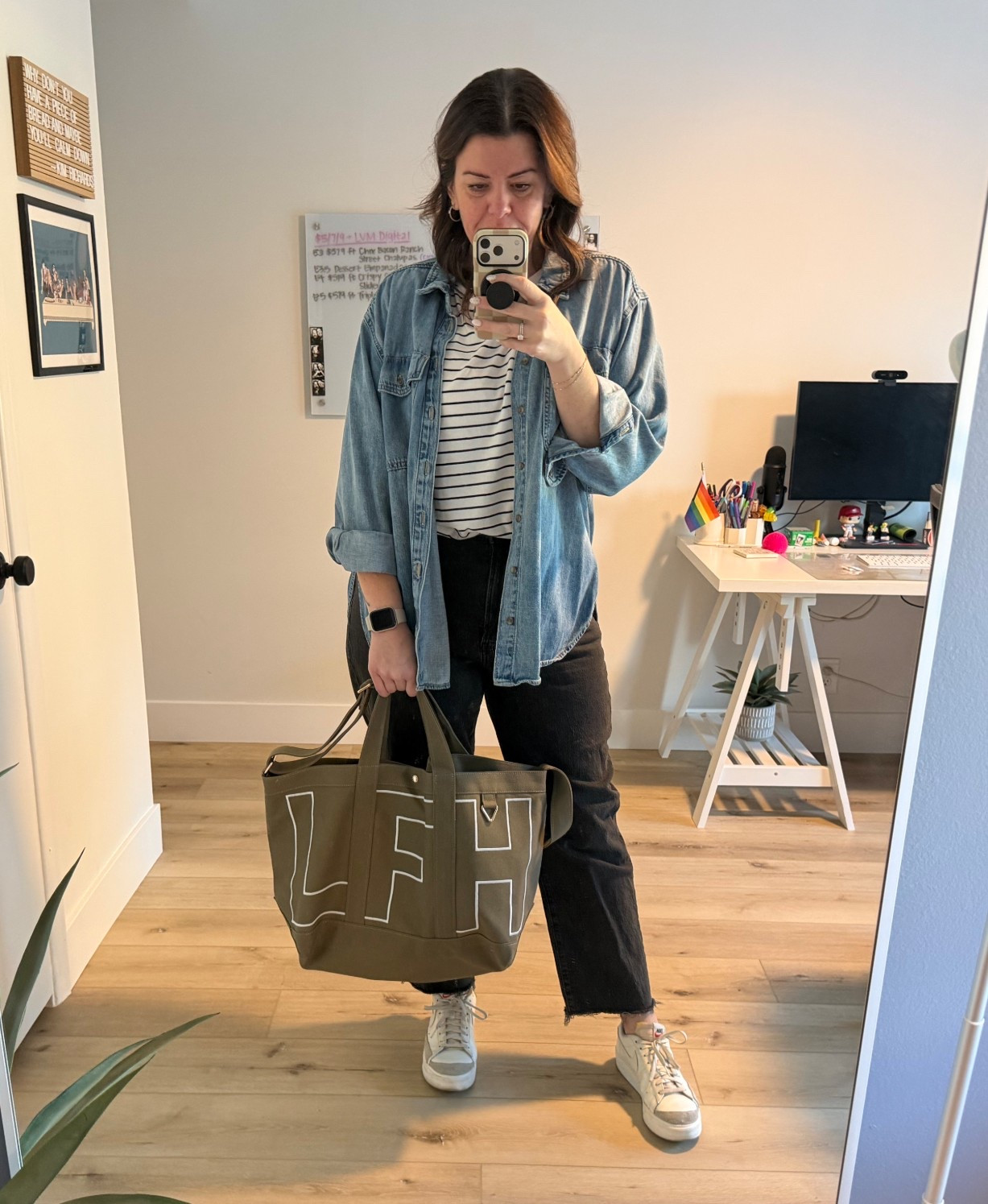 My fave custom tote is 20% off this week! Love using this for work and travel. I have the large mushroom taupe tote with white embroidery.

#LTKdayinmylife #LTKTravel