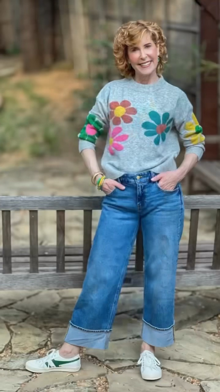 The  name of  this sweater is “Everyone's Favorite Sweater!"
I couldn't add to cart fast enough!
I paired it with on-trend cuffed jeans, and fun green & white sneakers!

#LTKStyleTip #LTKShoeCrush #LTKFindsUnder100