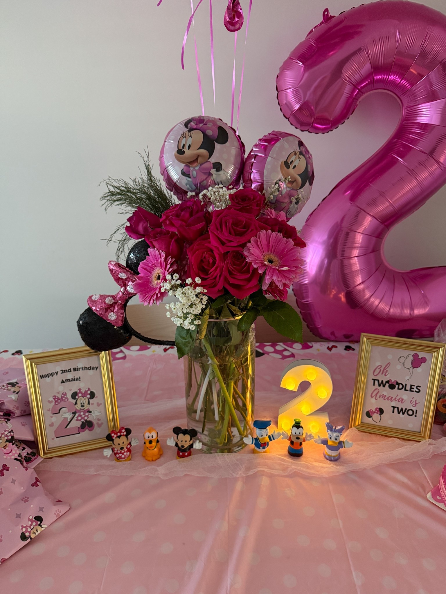 Minnie Mouse 2nd Birthday Party 💕💫

#minniemouse #disneybirthday #2ndbirthdaytheme #2ndbirthdaydecorations #2ndbirthday #pinkdecorations #amazonfinds #targetfinds 



#LTKHome #LTKBaby #LTKKids