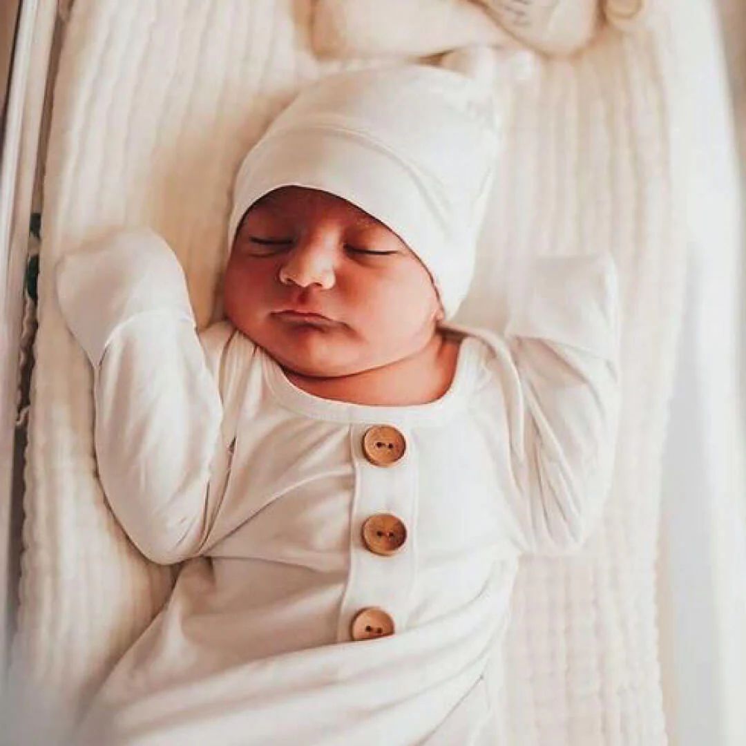 Solid White Bamboo Baby Knot Gown & Hat | Caden Lane