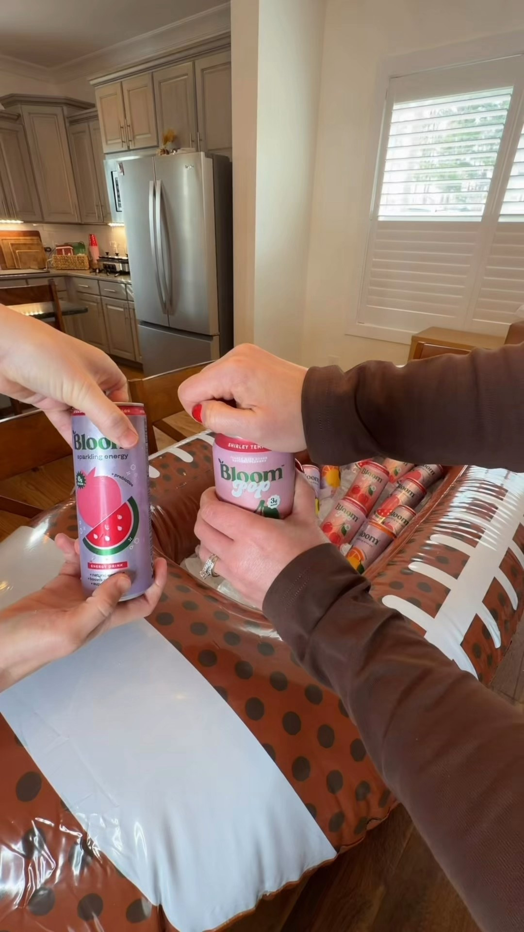 Game day hosting but make it EASY 🏈✨ drinks chilled, vibes set, zero stress.

@bloomsupps @amazonlive @amazonhome 
#SuperBowlHosting #AmazonFinds #GameDayReady #HostessHacks #EntertainingAtHome

#LTKFindsUnder50 #LTKSaleAlert #LTKHome