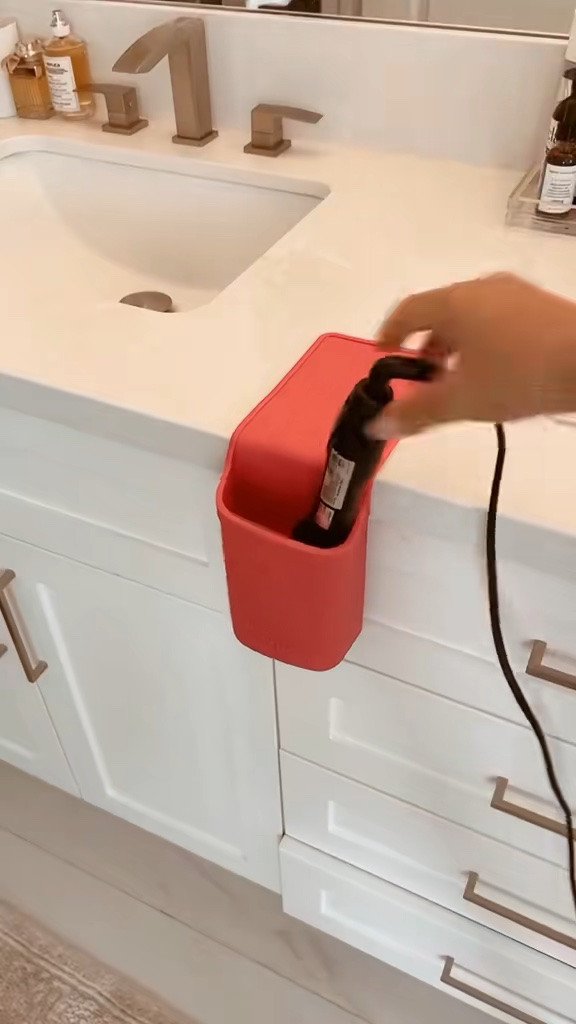 Amazon finds
Bathroom essentials 
Organization
Hair tools

#LTKbeauty #LTKhome #LTKgiftguide