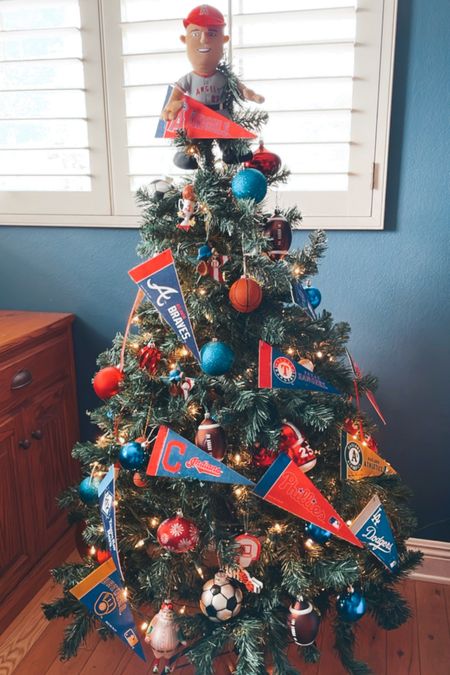 Sports themed Christmas tree in my son’s room! ⚽️🏈⚾️

#christmasdecor #christmastree #christmasornaments 

#LTKHoliday #LTKhome #LTKSeasonal