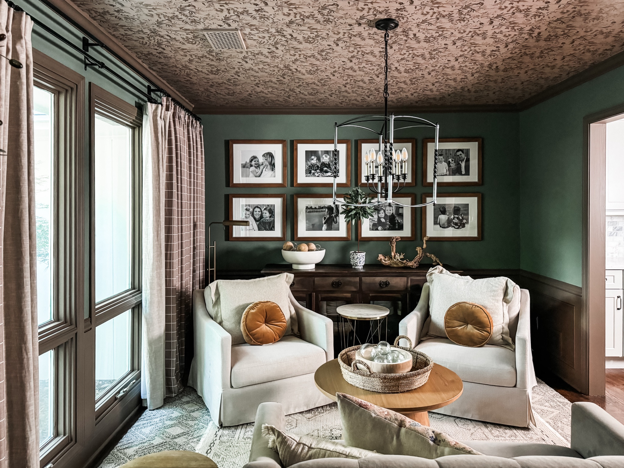 Sitting room details. 

#swivelchair #rug #curtains #drapes #chandelier #accentpillow 

#LTKHome #LTKFindsUnder100 #LTKStyleTip