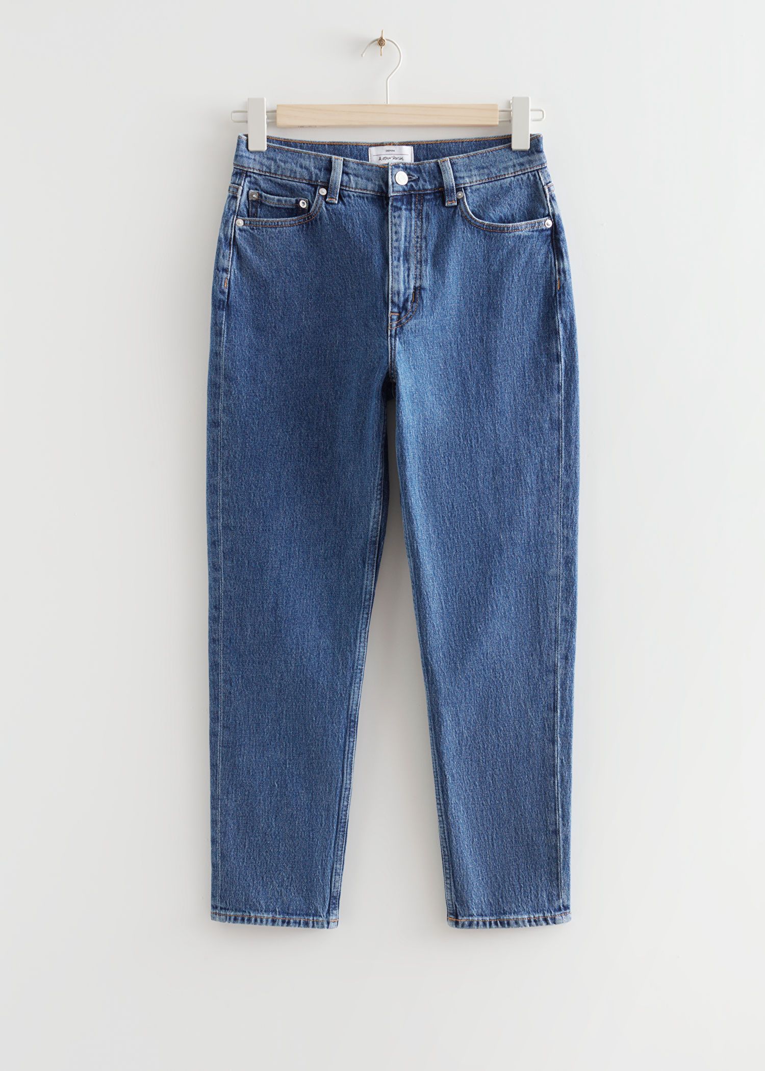 Tapered Jeans | & Other Stories (DE + FR)