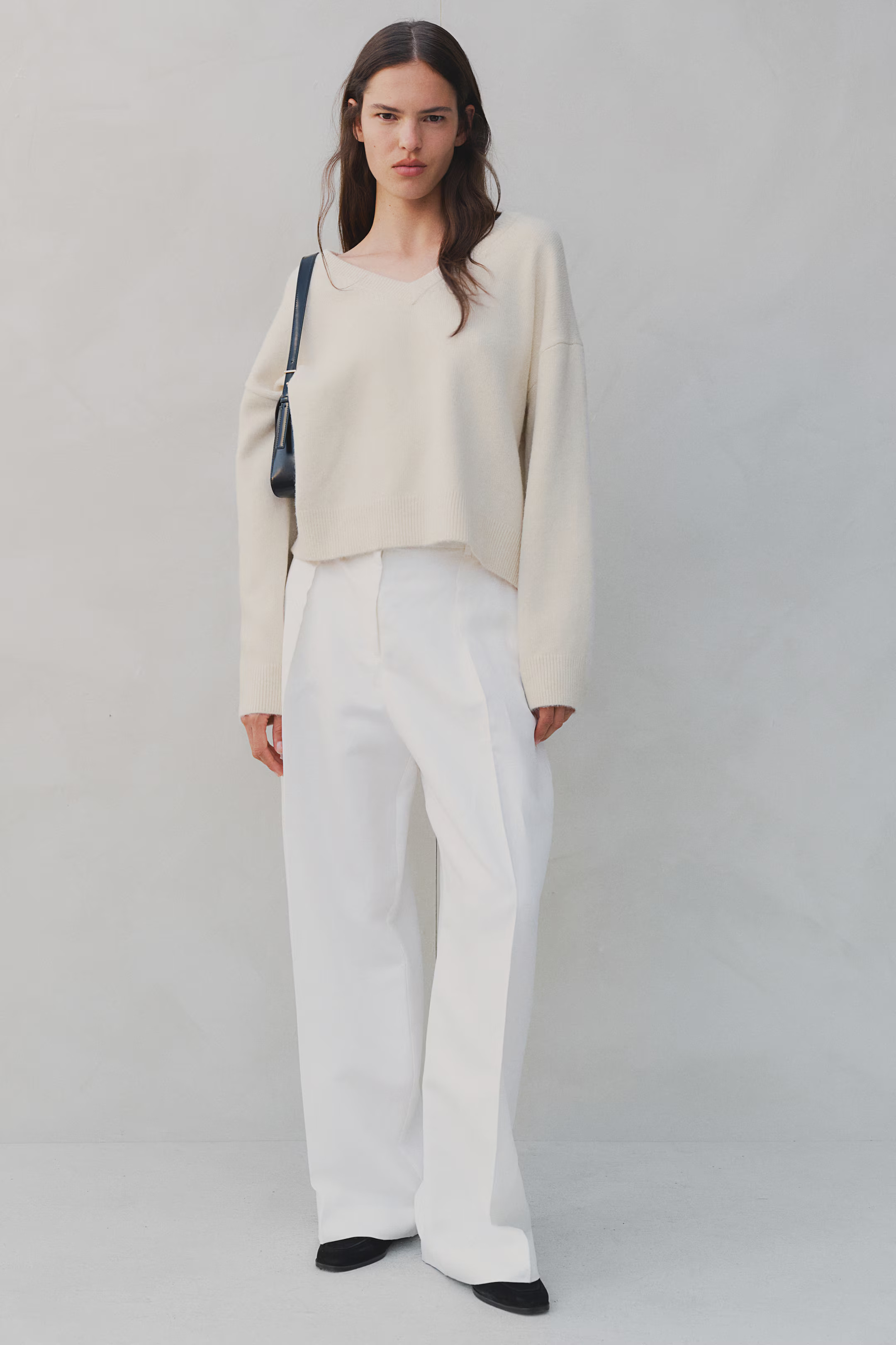 V-Neck Sweater - Light beige - Ladies | H&M US | H&M (US + CA)