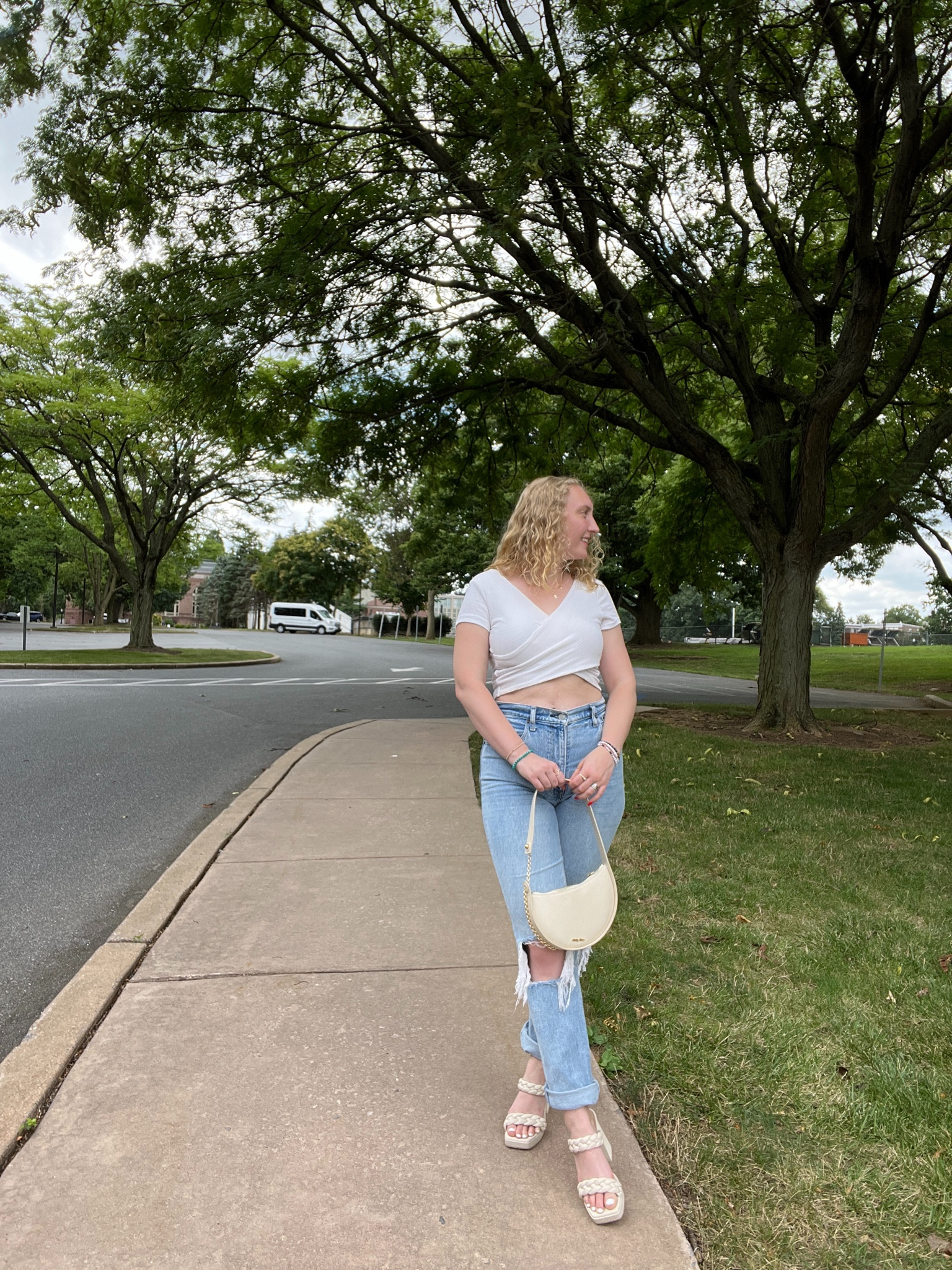 Abercrombie denim, Abercrombie jeans, summer outfit, end of summer outfit, summer to fall out, Ashby dolce vita heels 

#LTKunder100 #LTKshoecrush #LTKsalealert