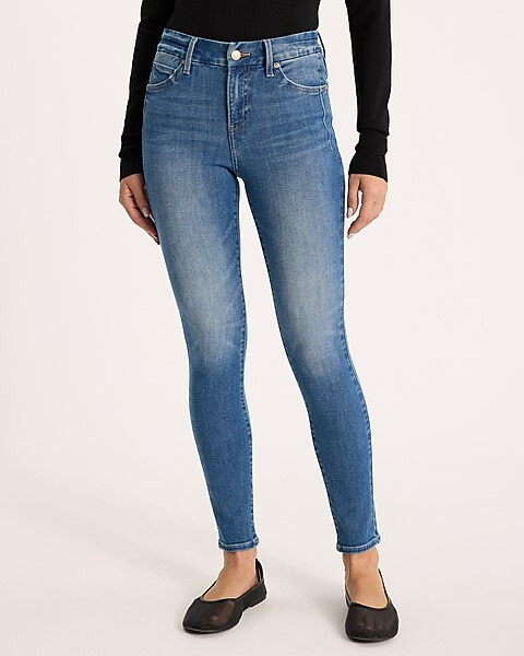 Mid Rise Medium Wash Flexx Skinny Jeans | Express