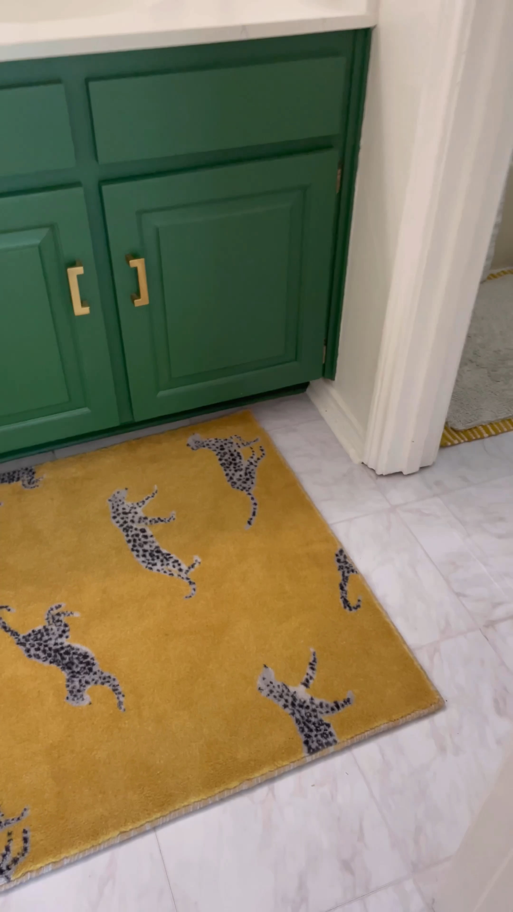 My favorite rug in our home! 20% off only in the LTK app the month of March by copying the in app code! Get it at a great price!
cheetah, cheetah rug

#LTKFind #LTKSale #LTKhome