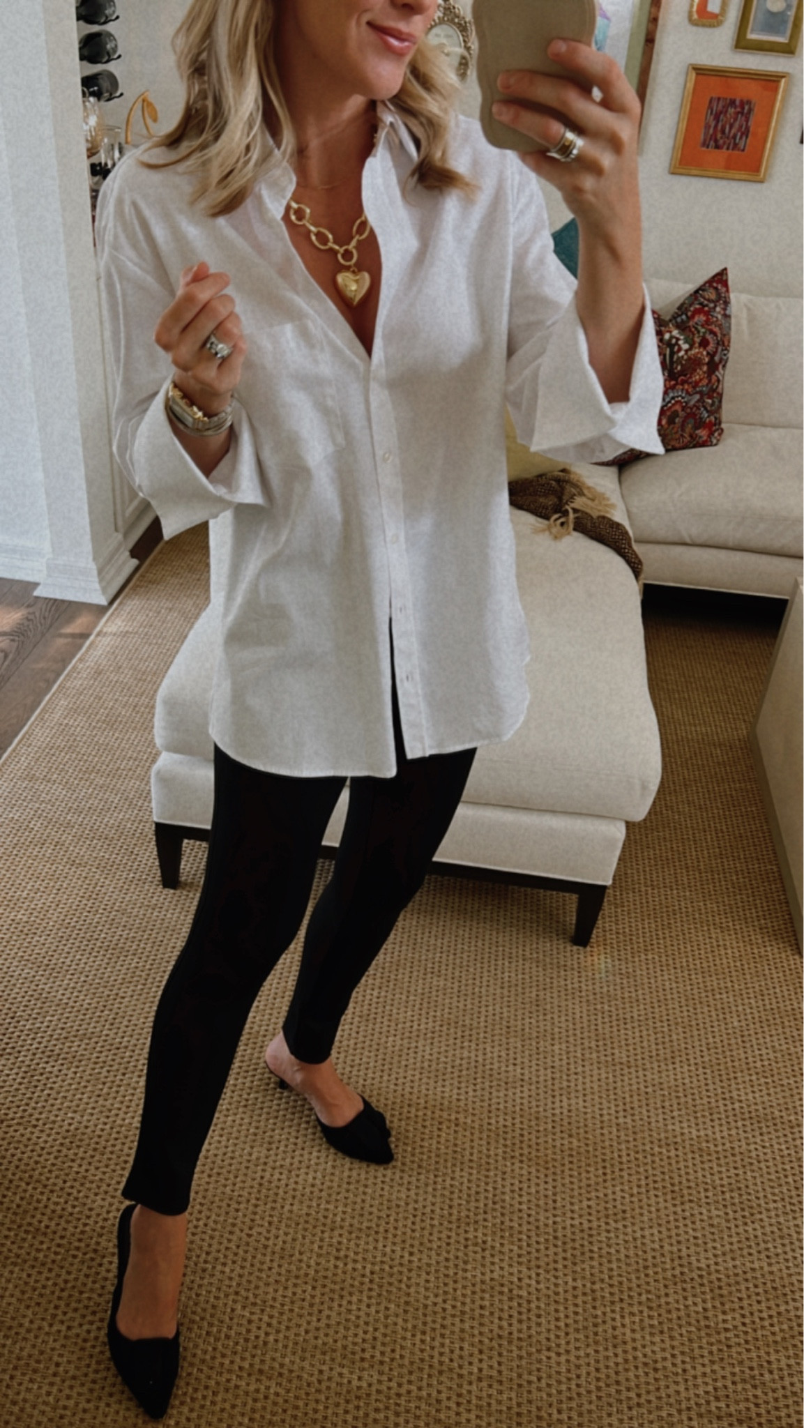 🖤🖤

New Fall Staples 
•Top: wearing a M
•Pants: wearing a S
•Shoes: run TTS
•Earrings: 3CT 

#LTKworkwear #LTKSeasonal #LTKunder50