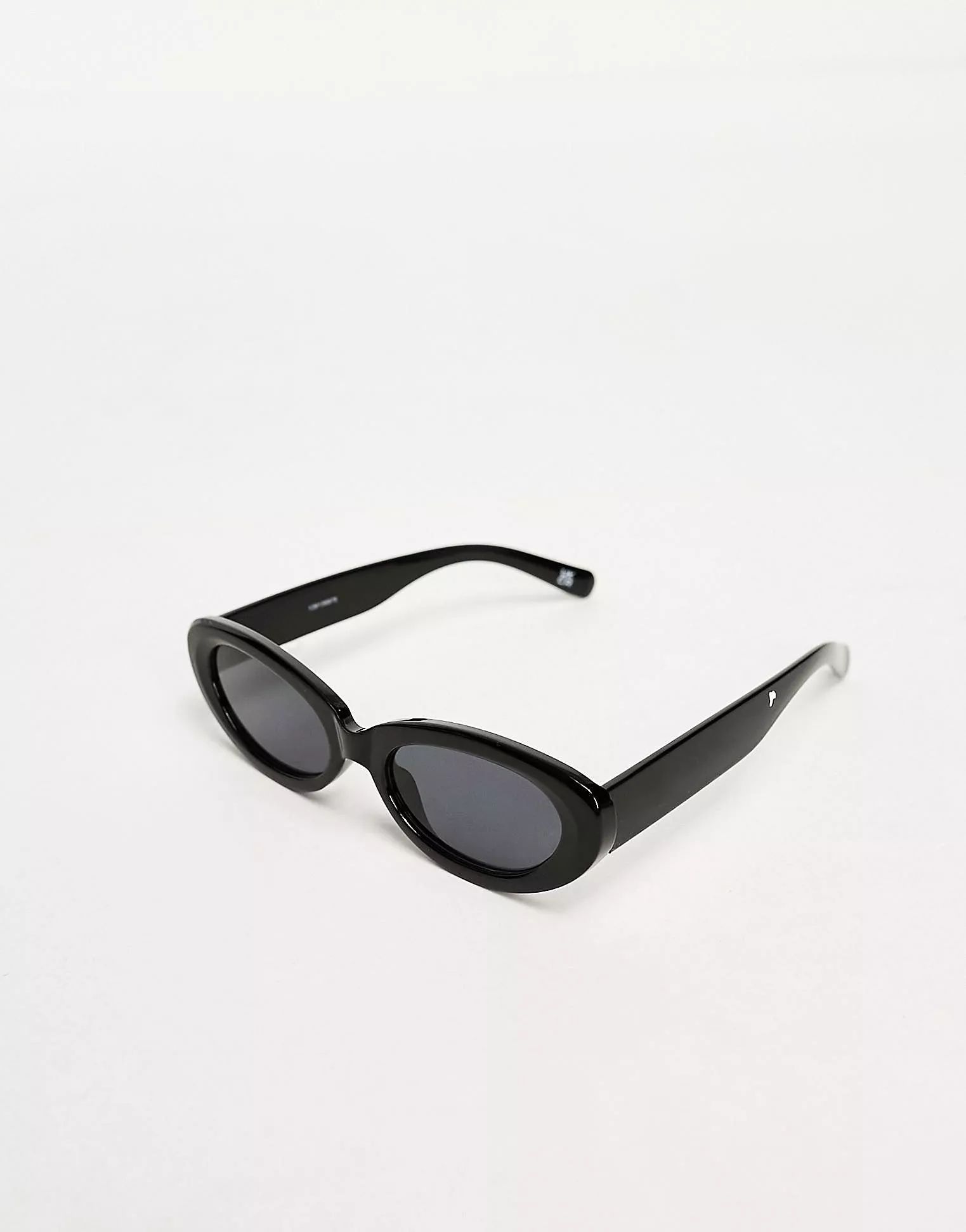 ASOS DESIGN oval sunglasses in black | ASOS (Global)