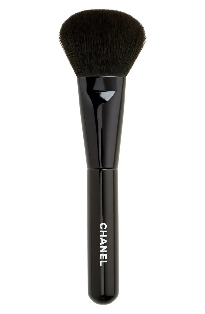 CHANEL LES PINCEAUX DE CHANEL Blush Brush N°110 | Nordstrom | Nordstrom
