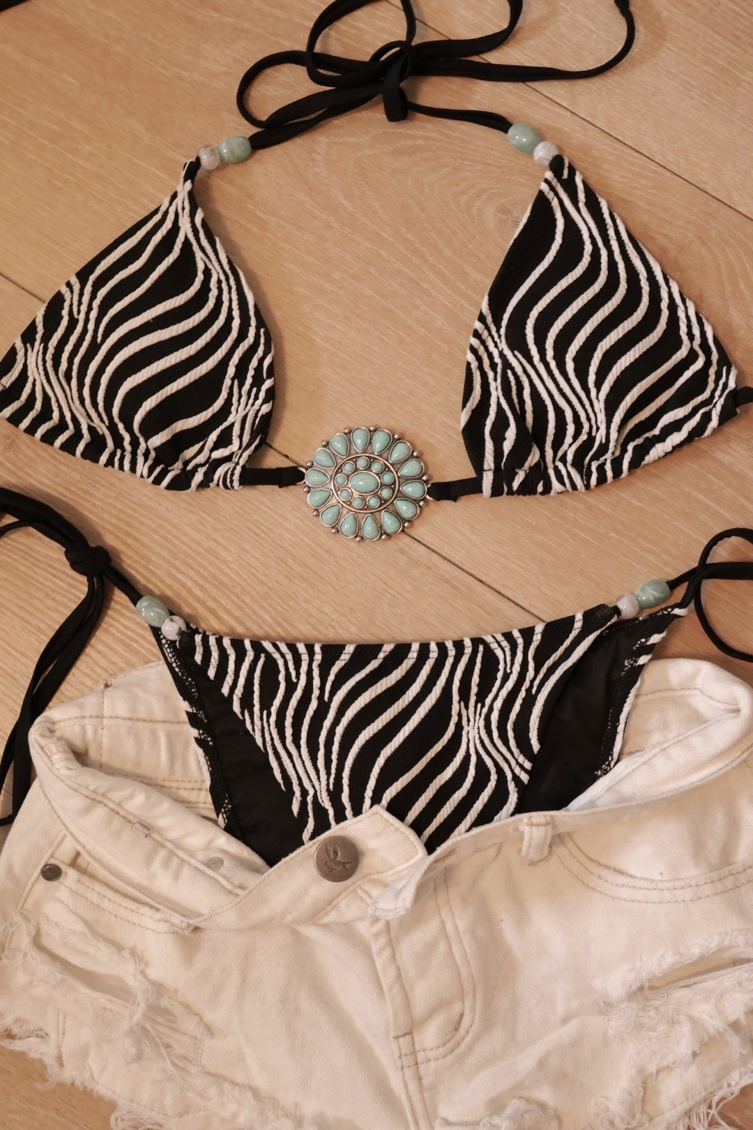 #oneteaspoon #denimshorts #westernfashion #westernaesthetic #bikini #styleinspo 

#LTKSwim #LTKFestival #LTKootd