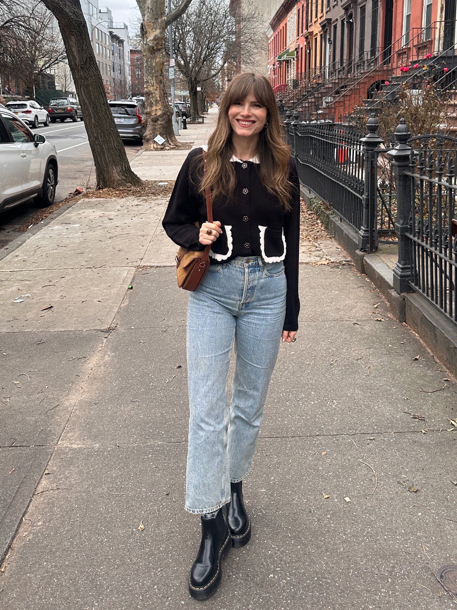 These are my favorite straight jeans out there 

#LTKfindsunder100 #LTKstyletip #LTKSeasonal
