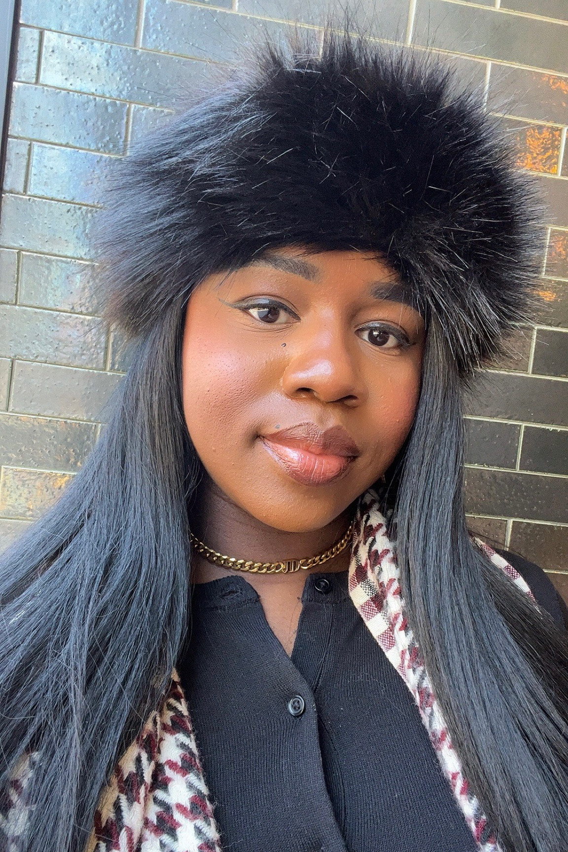 fall/winter accessories 
faux fur headband
gold necklace 
cardigan
scarf

#LTKstyletip #LTKmidsize #LTKSeasonal